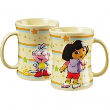 Dora Tasse mit Relief