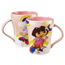 Dora Tasse mit Relief